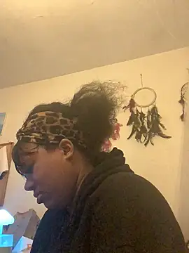 Snapshot of Sexy_ebony_BunNey chatting on 03-06-25, 03:02 Sexy ebony BunNey online show from 03-06-25, 03:02