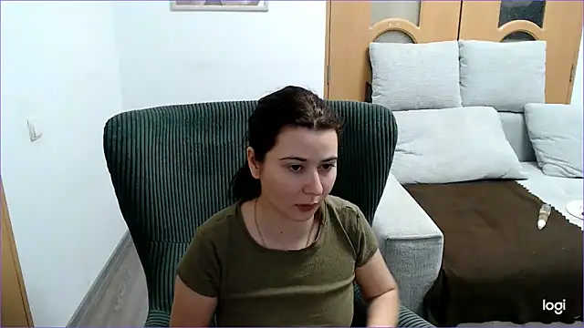 Snapshot of VioletaFlower7 chatting on 02-24-26, 08:18 VioletaFlower7 online show from 02-24-26, 08:18
