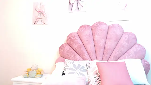 MilaaAdams online show from 06-14-26, 10:50