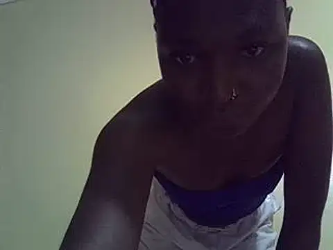 Snapshot of petite_12 chatting on 03-03-25, 12:26 petite 12 online show from 03-03-25, 12:26