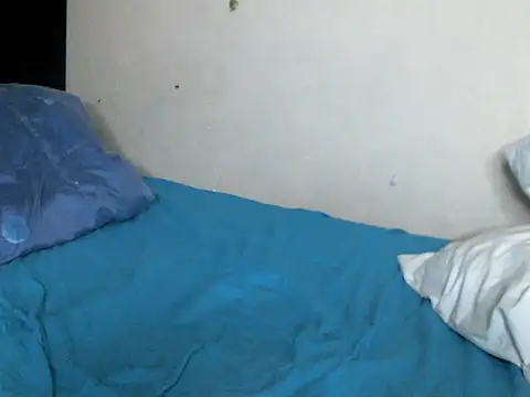 Snapshot of petite_12 chatting on 10-15-25, 06:30 petite 12 online show from 10-15-25, 06:30