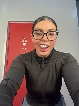 zui lu online show from 04-19-26, 04:56