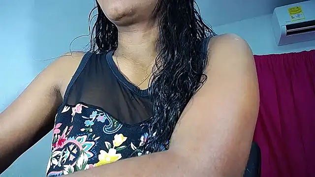 Snapshot of Sashabreck chatting on 06-07-26, 02:48 Sashabreck online show from 06-07-26, 02:48
