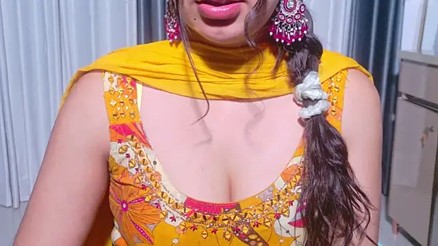 Aashika-Kaur online show from 06-02-26, 04:58
