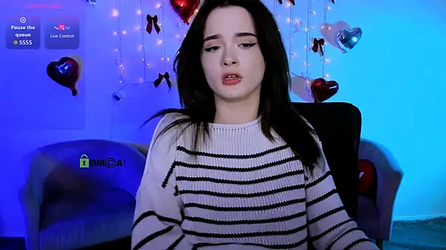 Snapshot of liana_kisses chatting on 03-08-26, 02:04 liana kisses online show from 03-08-26, 02:04