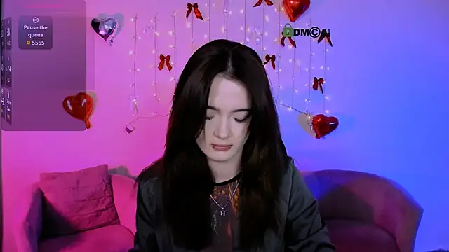 Snapshot of liana_kisses chatting on 03-31-26, 07:03 liana kisses online show from 03-31-26, 07:03