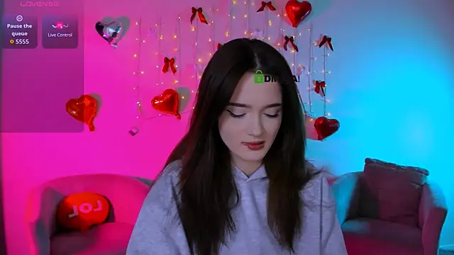 Snapshot of liana_kisses chatting on 04-07-26, 07:03 liana kisses online show from 04-07-26, 07:03