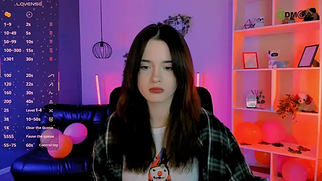 Snapshot of liana_kisses chatting on 04-10-26, 07:07 liana kisses online show from 04-10-26, 07:07