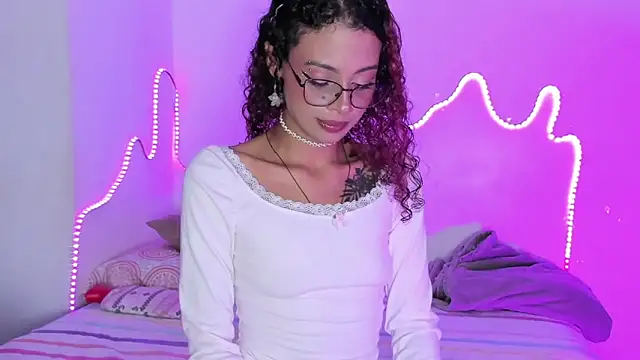 Kalahna online show from 12-23-25, 05:05