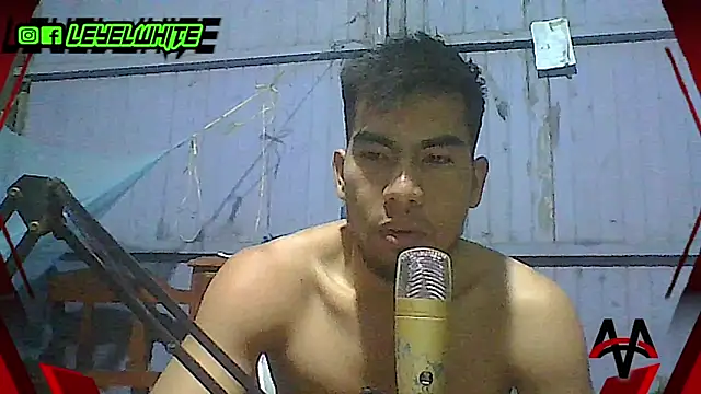 leyel00155 online show from 10-10-25, 05:17