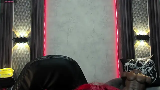 selene red  online show from 03-19-25, 01:29