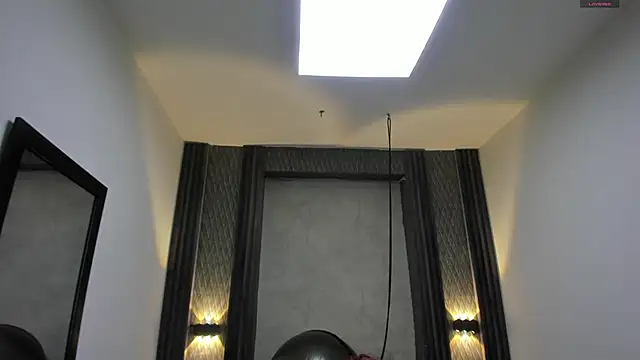 selene red  online show from 09-12-25, 01:44