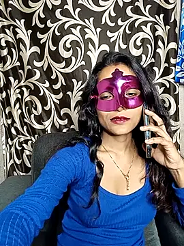 REVA DARLING online show from 04-30-26, 07:14