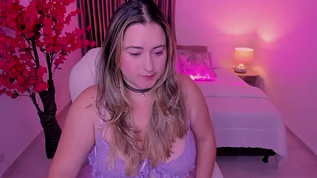 Snapshot of lenah_smith chatting on 03-26-26, 11:05 lenah smith online show from 03-26-26, 11:05