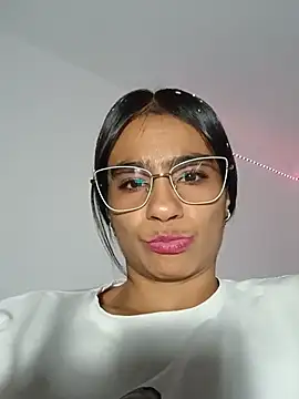 Snapshot of Leslly_ chatting on 06-12-26, 11:14 Leslly online show from 06-12-26, 11:14