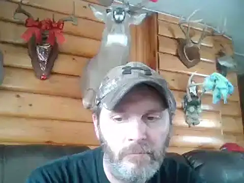 Snapshot of big-fun1981 chatting on 02-10-25, 06:03 big-fun1981 online show from 02-10-25, 06:03
