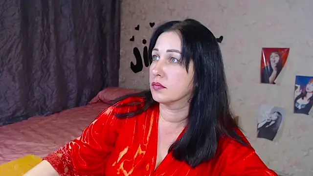 Snapshot of JillStevens chatting on 10-26-25, 09:21 JillStevens online show from 10-26-25, 09:21