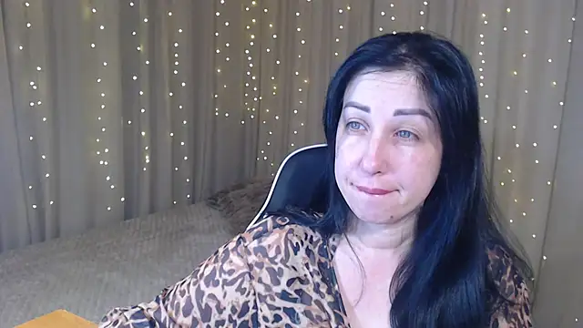 Snapshot of JillStevens chatting on 01-16-26, 03:43 JillStevens online show from 01-16-26, 03:43