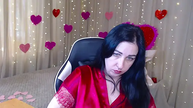 Snapshot of JillStevens chatting on 02-16-26, 09:27 JillStevens online show from 02-16-26, 09:27