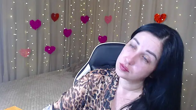 Snapshot of JillStevens chatting on 03-11-26, 11:44 JillStevens online show from 03-11-26, 11:44