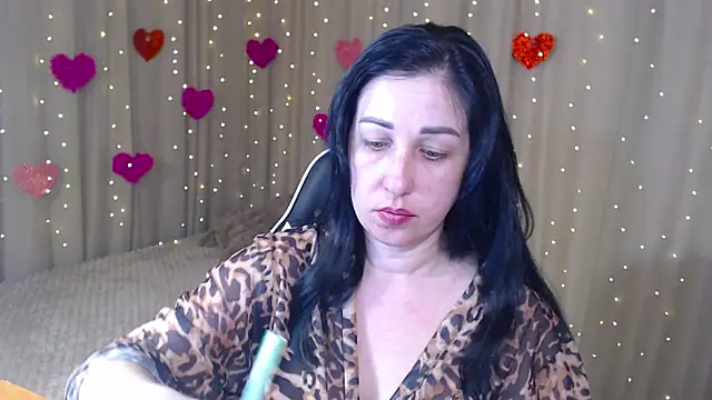 Snapshot of JillStevens chatting on 03-12-26, 03:18 JillStevens online show from 03-12-26, 03:18