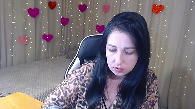 Snapshot of JillStevens chatting on 03-23-26, 08:35 JillStevens online show from 03-23-26, 08:35