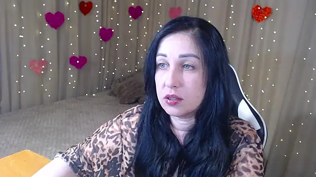 Snapshot of JillStevens chatting on 03-26-26, 08:03 JillStevens online show from 03-26-26, 08:03