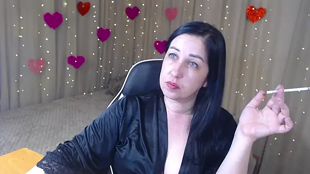 Snapshot of JillStevens chatting on 03-28-26, 07:35 JillStevens online show from 03-28-26, 07:35