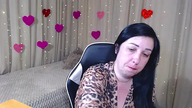 Snapshot of JillStevens chatting on 04-08-26, 01:33 JillStevens online show from 04-08-26, 01:33