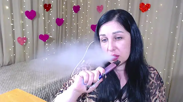 Snapshot of JillStevens chatting on 04-15-26, 06:15 JillStevens online show from 04-15-26, 06:15