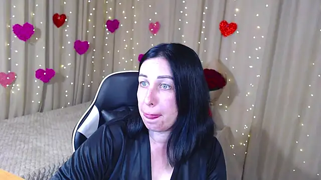 JillStevens online show from 05-18-26, 03:40