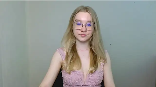 cindi hot online show from 04-03-26, 10:13