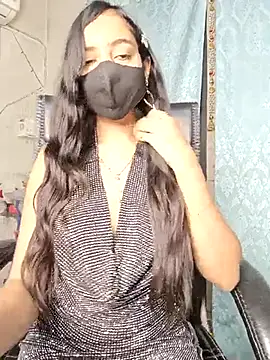 Parinaaz18 online show from 12-19-25, 01:45