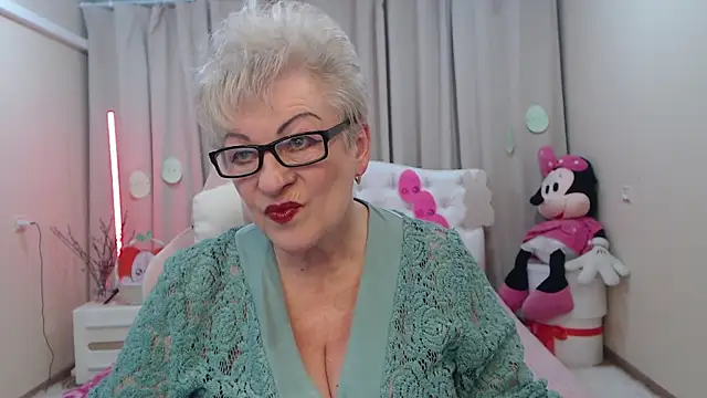 KayleSmoll online show from 04-10-26, 06:56