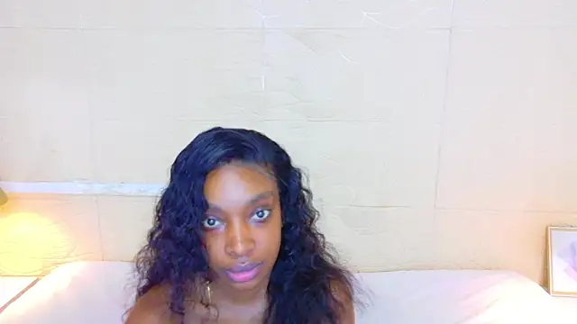 Snapshot of Shamiraa_moore chatting on 06-24-26, 08:30 Shamiraa moore online show from 06-24-26, 08:30