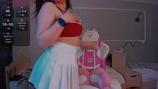 Snapshot of Chloe_your_Moyaz chatting on 03-10-25, 10:24 Chloe your Moyaz online show from 03-10-25, 10:24