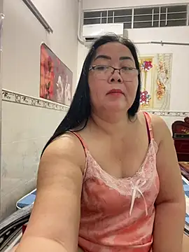 Snapshot of NDith chatting on 05-02-26, 09:53 NDith online show from 05-02-26, 09:53