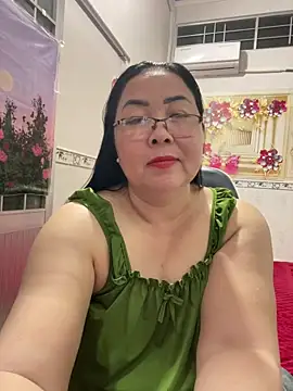Snapshot of NDith chatting on 05-31-26, 04:03 NDith online show from 05-31-26, 04:03