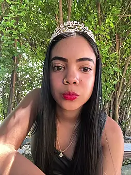 NAUGHTY LITTLE 18 online show from 07-07-26, 04:11