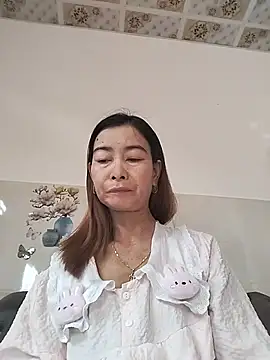 Sexy-ladyboobs20 online show from 06-02-26, 01:18