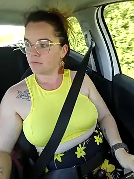 XXJulieXXhot online show from 04-13-26, 02:22