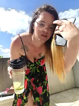 XXJulieXXhot online show from 04-16-26, 11:11