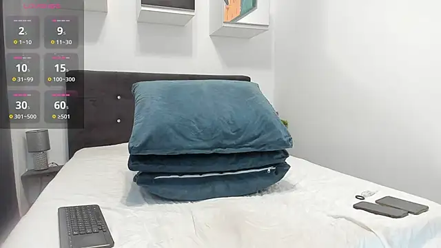 Snapshot of RawAdam chatting on 06-12-26, 06:23 RawAdam online show from 06-12-26, 06:23