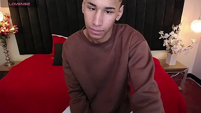 soft attraction online show from 03-30-26, 07:59