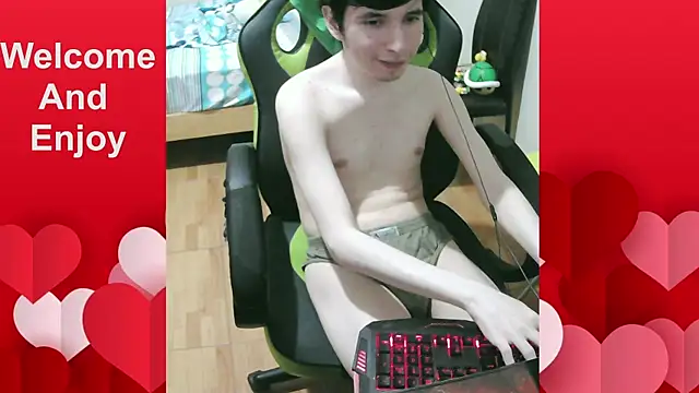 Twink martinboy online show from 06-14-26, 02:24