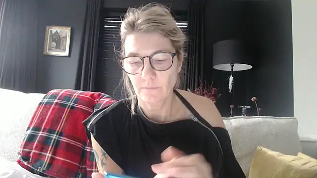 godinflower online show from 10-10-25, 07:29