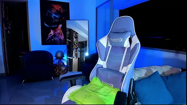 miss sophie98 online show from 04-17-26, 01:19