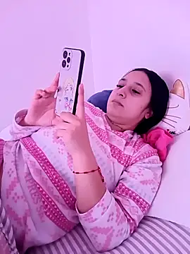 Juanamd1 online show from 03-05-25, 07:27