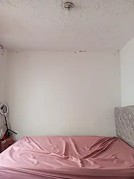 Juanamd1 online show from 01-12-26, 03:28