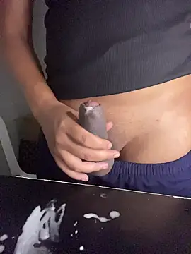 Snapshot of king_cum_ chatting on 03-25-26, 12:44 king cum online show from 03-25-26, 12:44